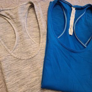 Lululemon Tanktop set of 2 size-8